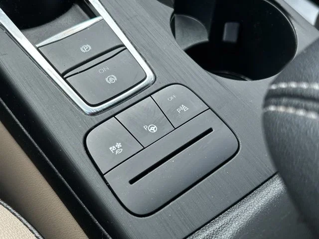 Used 2020 Ingot Silver Ford Titanium image 46
