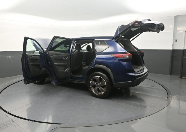 Used 2024 Blue Nissan SV image 33