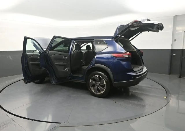 Used 2024 Blue Nissan SV image 33