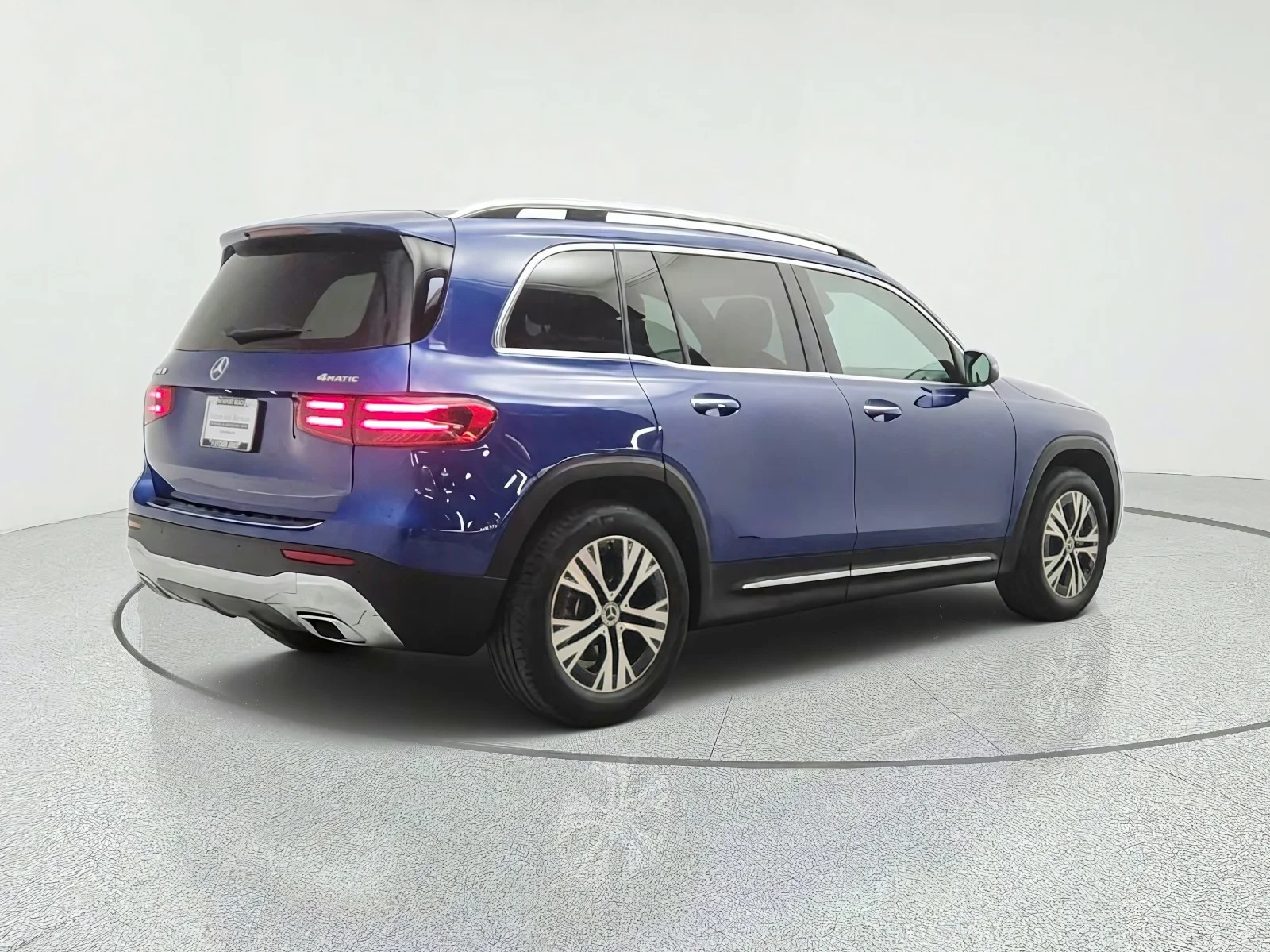 Used 2024 Starling Blue Metallic Mercedes-Benz GLB 250 4MATIC® SUV image 5