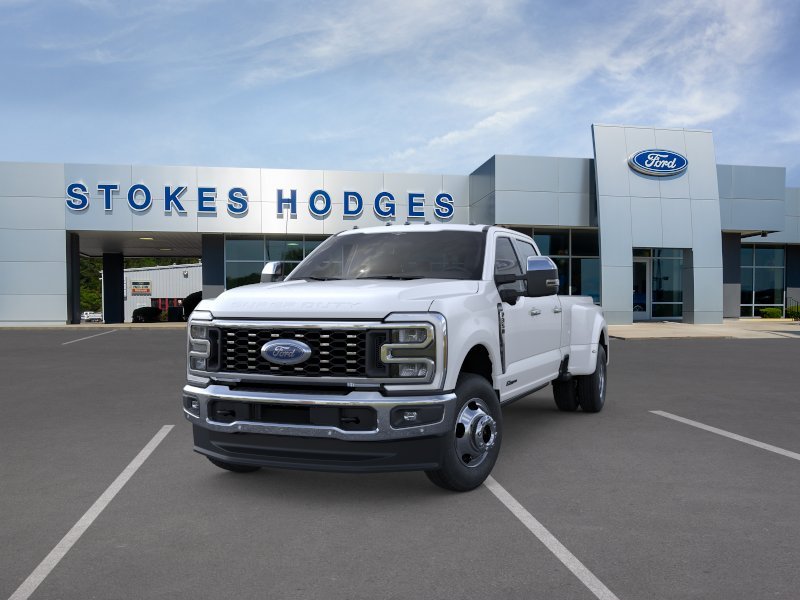 New 2026 Star White Metallic Tri-Coat Ford F-350® Lariat® image 3