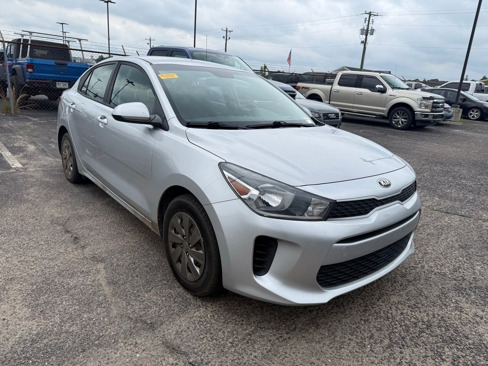 2019 Kia Rio S AT's photo