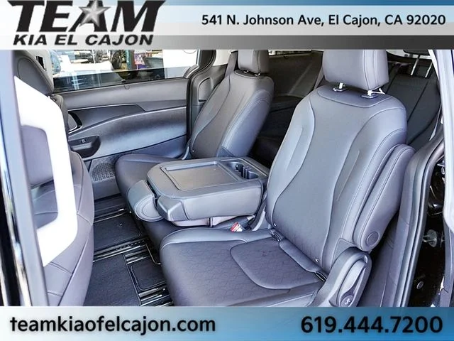 New 2026 Black Kia SX image 22