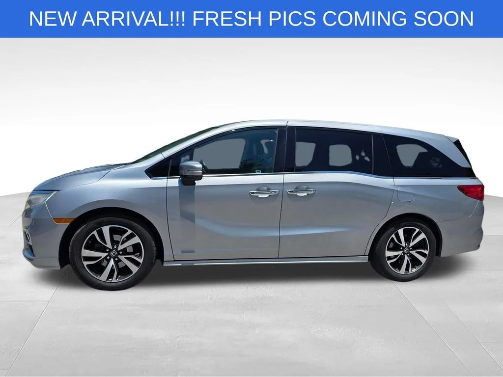 Used 2019 Silver Honda Elite image 3
