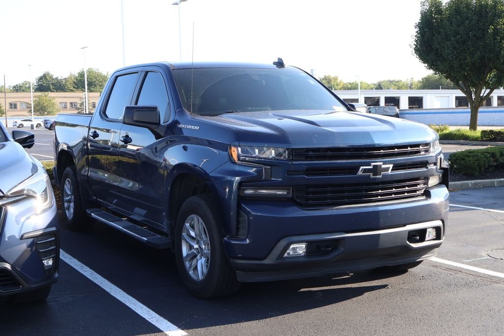 Used 2019 NORTHSKY BLUE METALLIC Chevrolet RST image 3