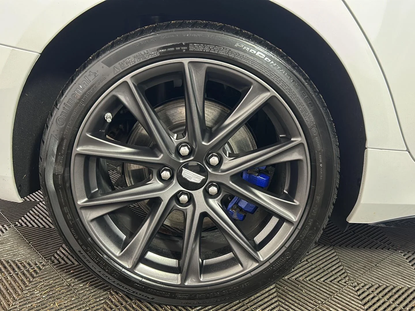 Used 2024 Summit White Cadillac V-Series image 2