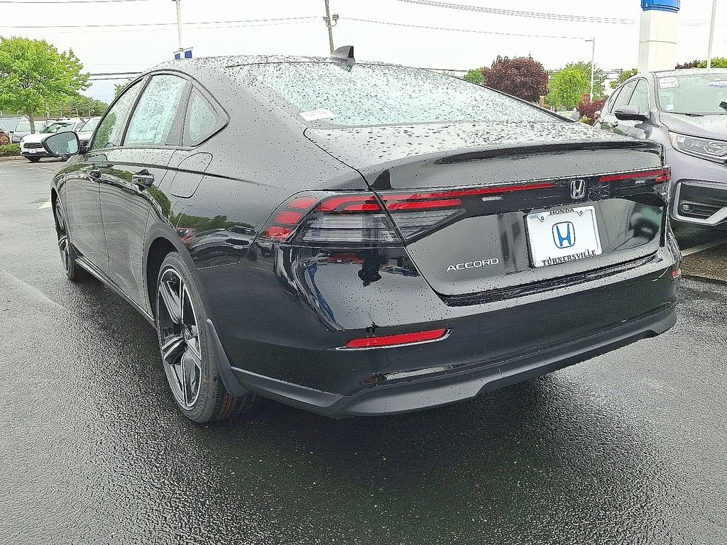 New 2026 Crystal Black Pearl Honda SE image 3