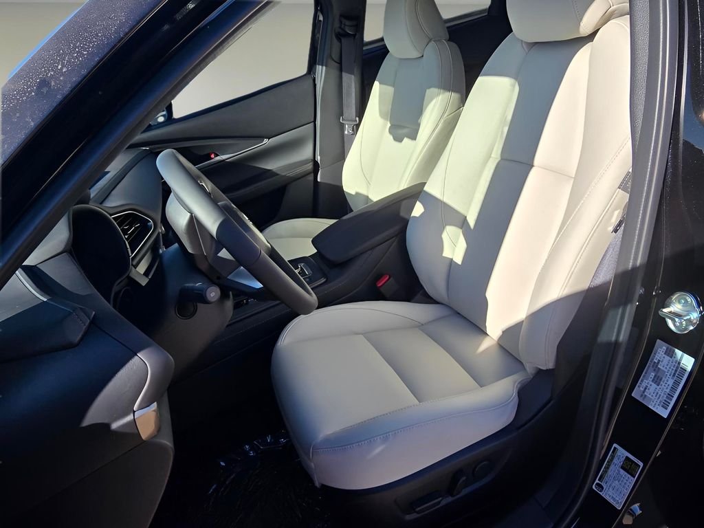 New 2026 Jet Black Mica Mazda 2.5 S Premium image 13