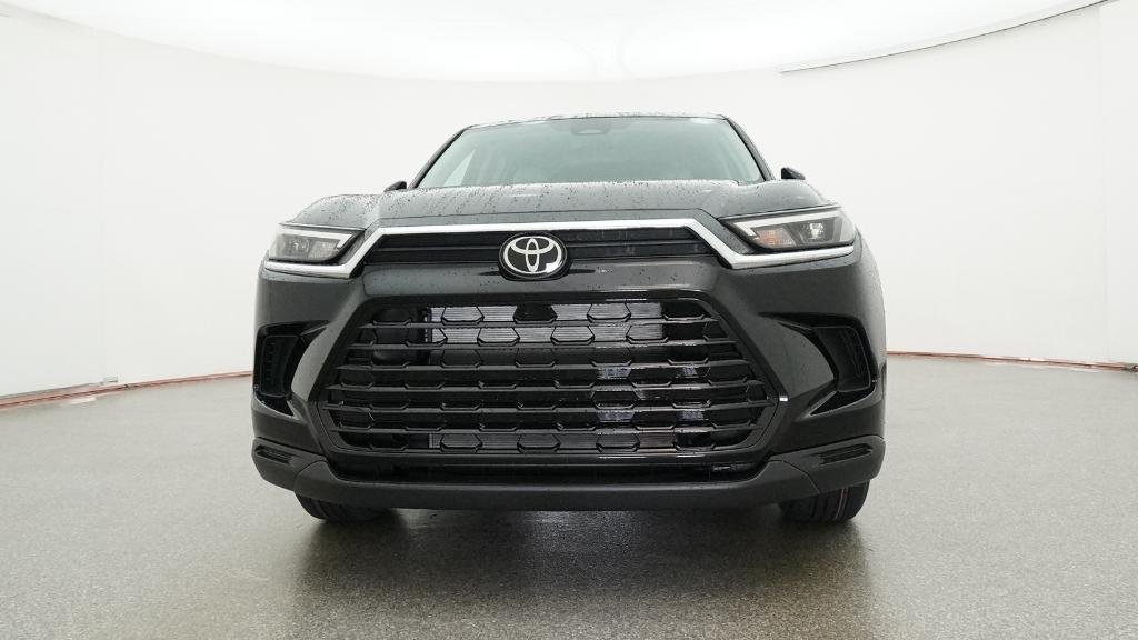 New 2026 Midnight Black Metallic Toyota XLE image 4
