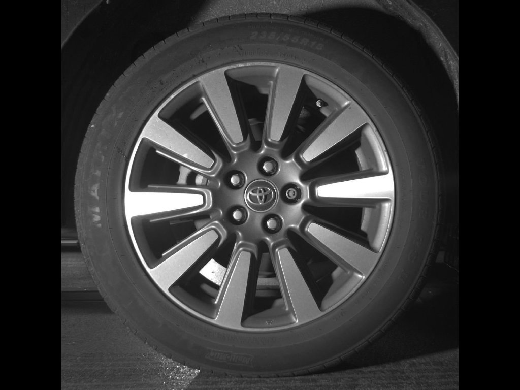 Used 2018 Black Toyota XLE image 25