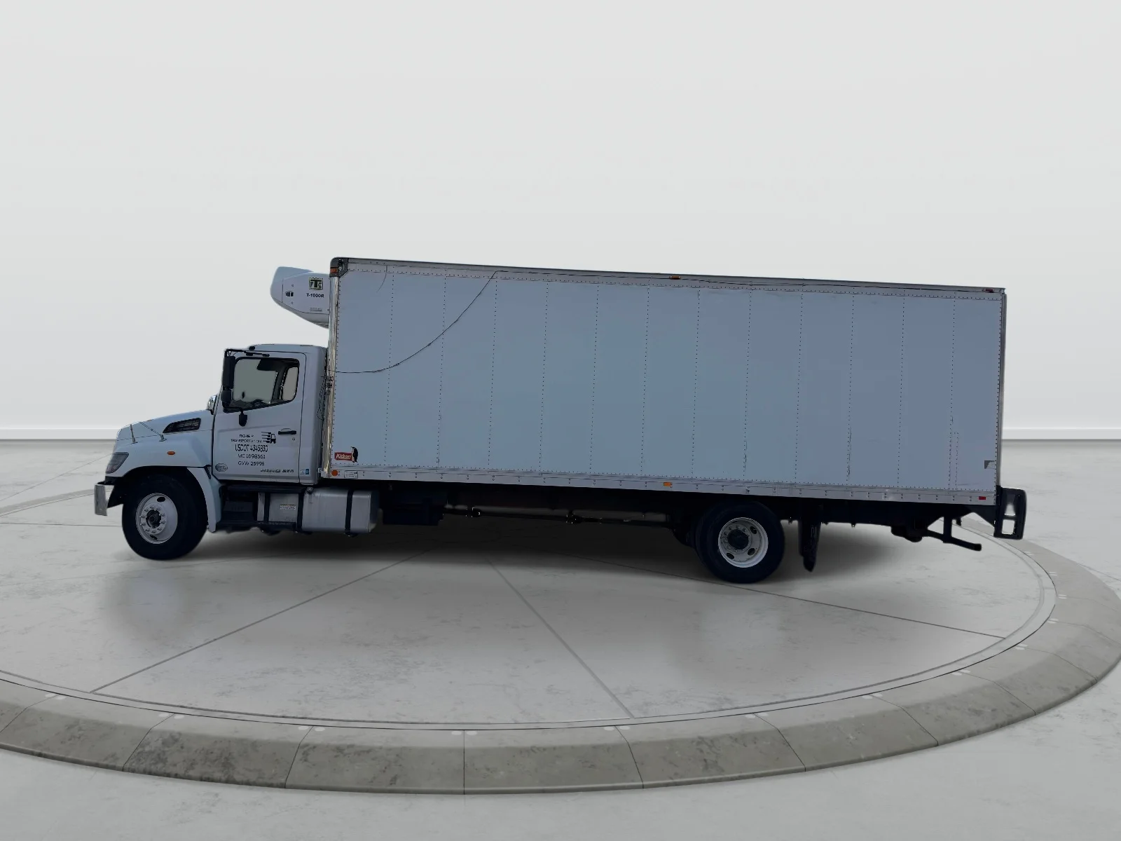 Used 2016 White Hino 268 image 5