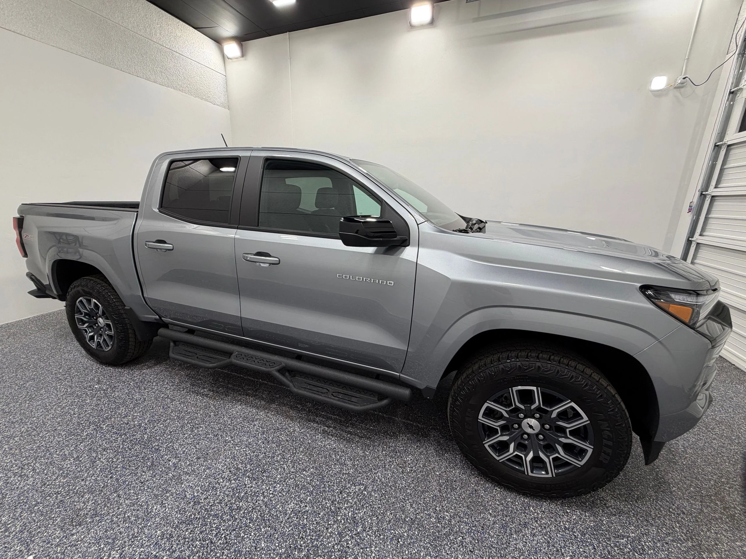 Used 2026 Gray Chevrolet Z71 image 9