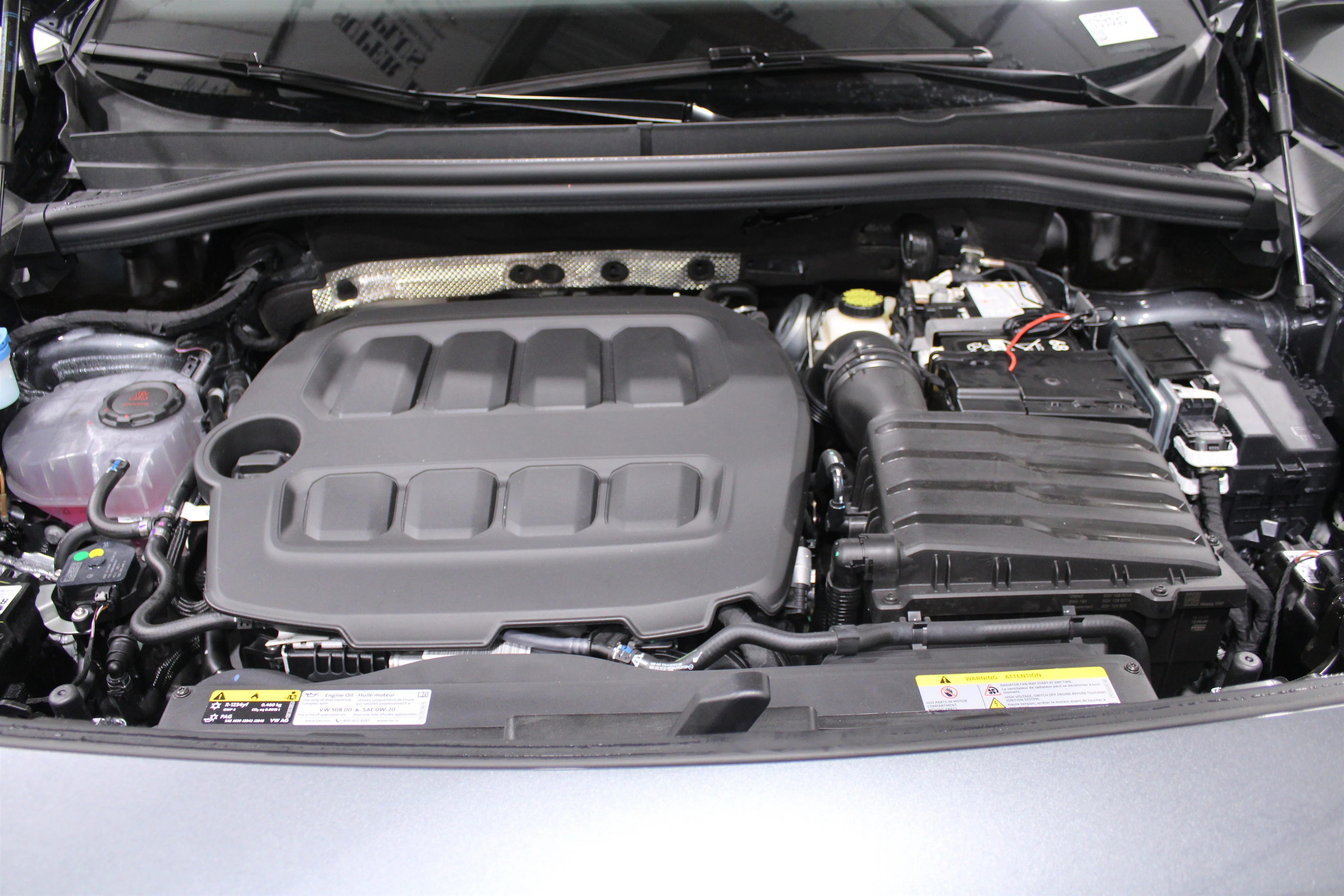 New 2026 Platinum Gray Metallic Volkswagen SE R-Line Black image 36