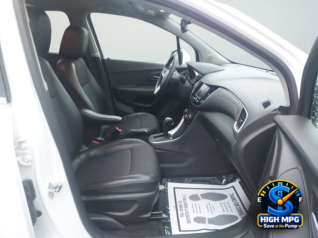 Used 2020 White Chevrolet LT image 22