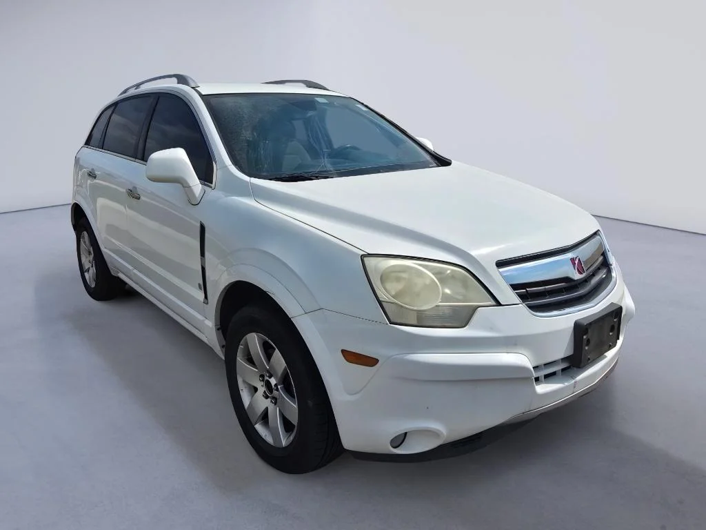 Used 2008 Polar White Saturn XR image 8