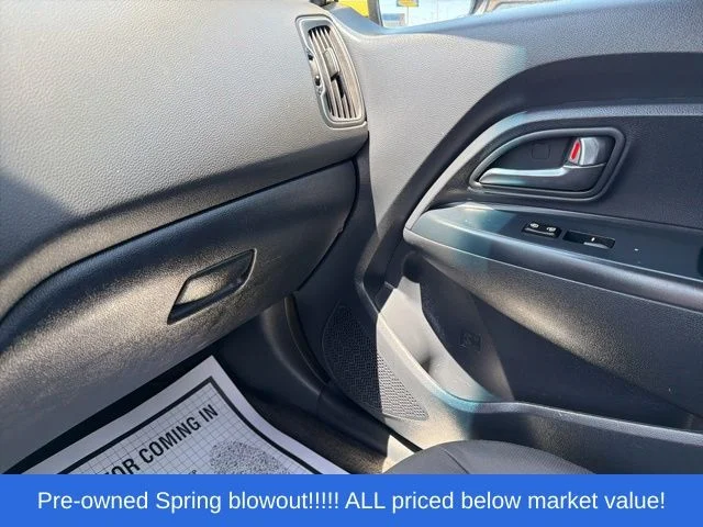 Used 2016 Yellow Kia LX image 40