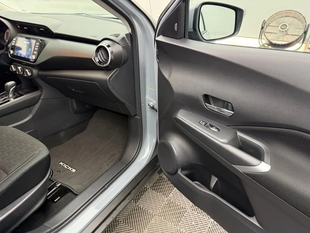 Used 2024 Gray Nissan SV image 32