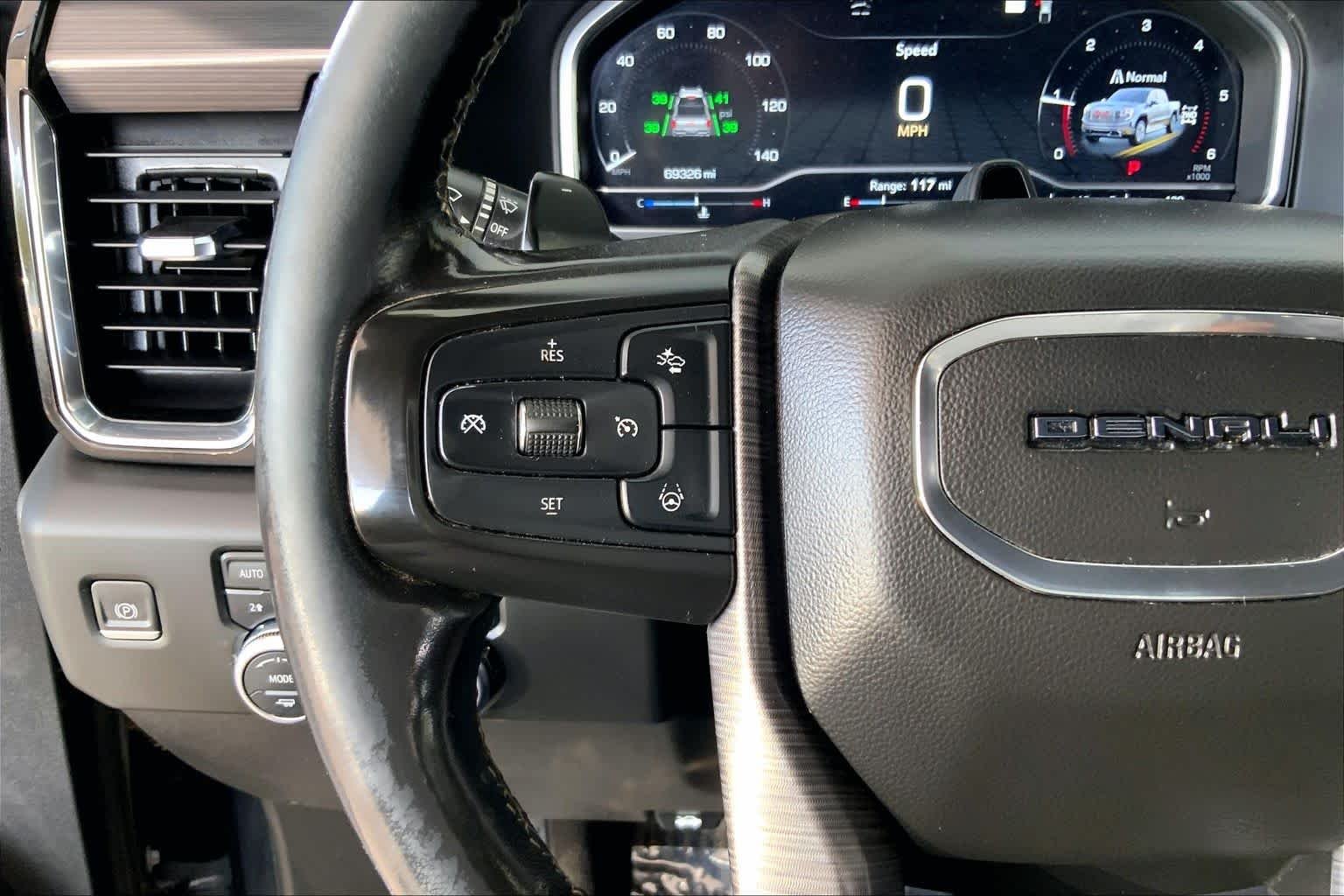 Used 2022 Onyx Black GMC Denali Ultimate image 22