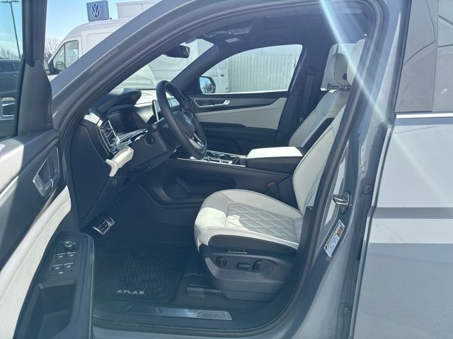 2026 Volkswagen Atlas Cross Sport SEL Premium R-LINE - Photo 15