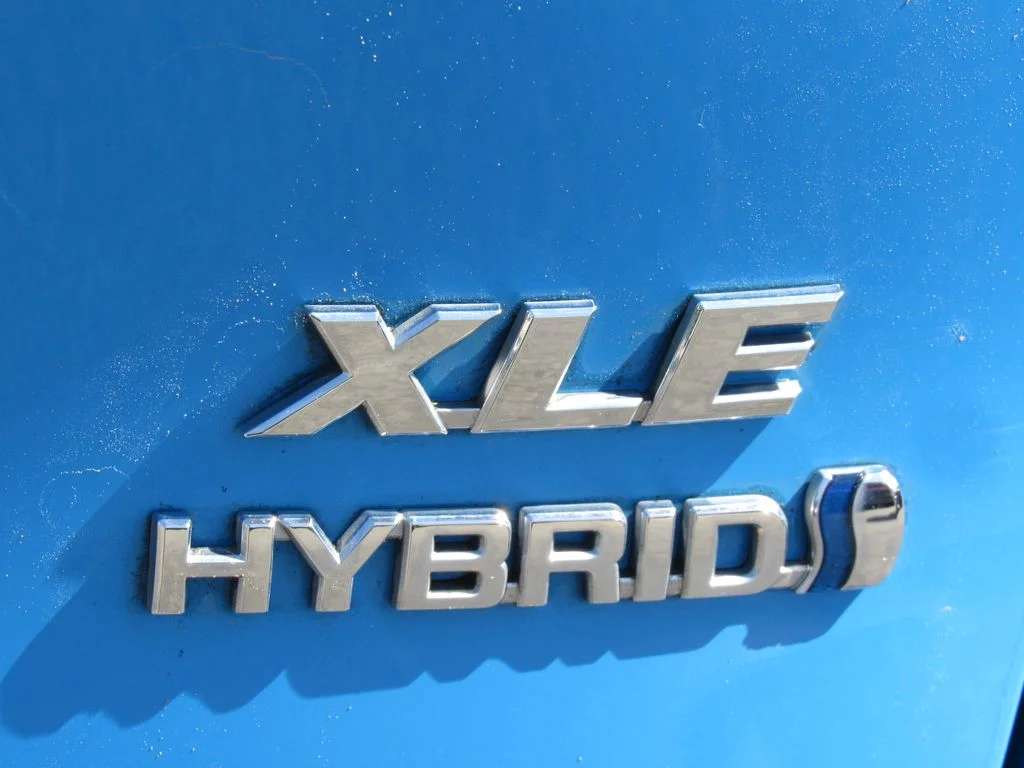 Certified Used 2019 Blue Flame Toyota XLE image 8