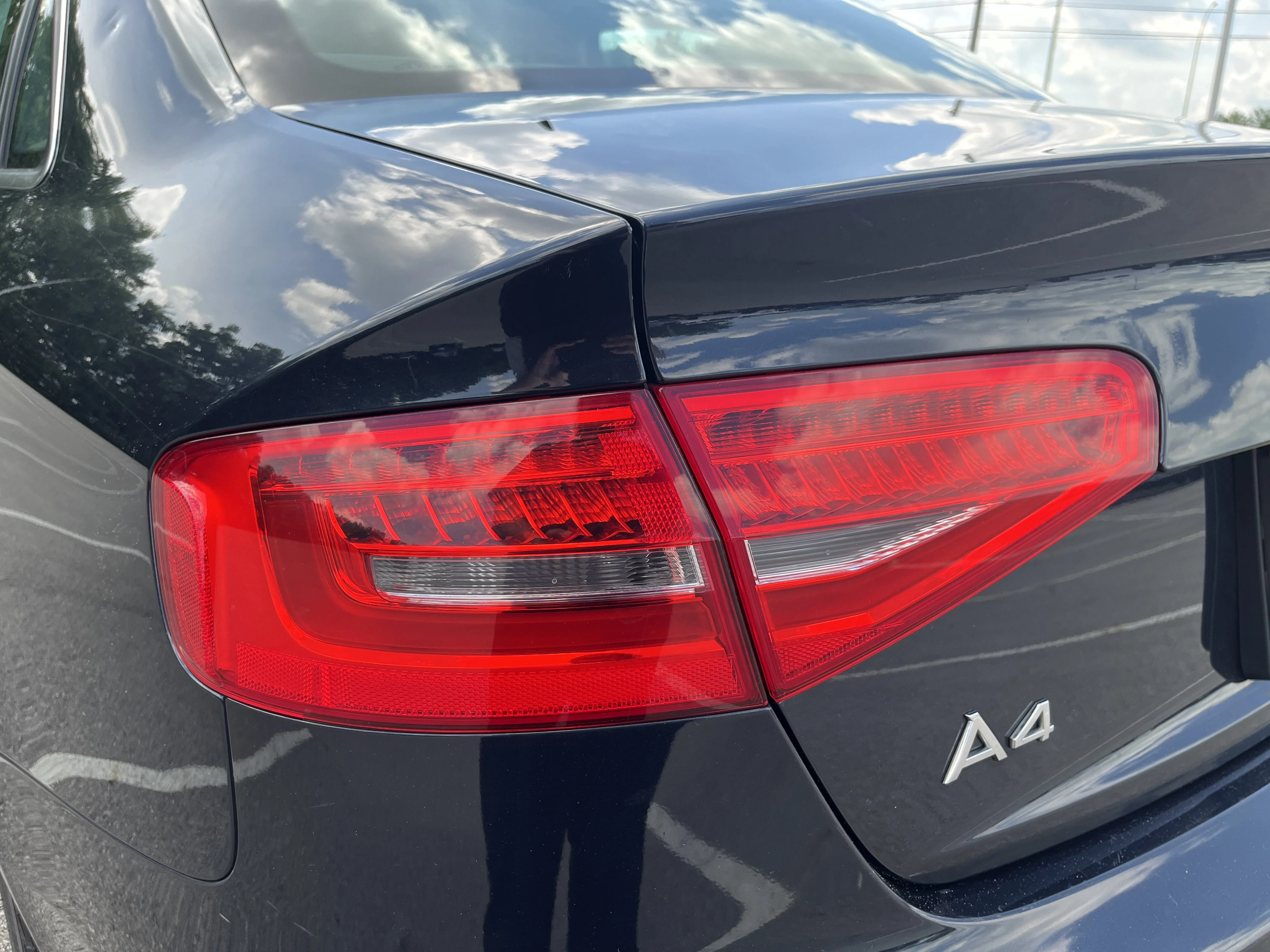 Used 2013 Moonlight Blue Pearl Audi Premium Plus image 27