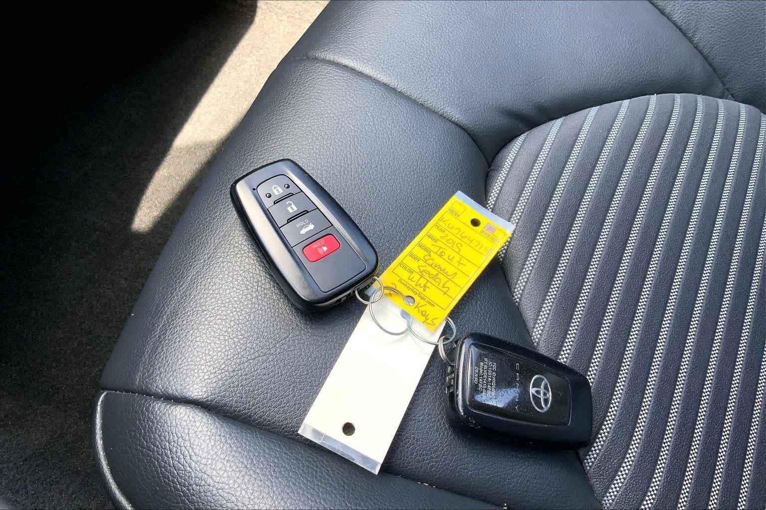 Used 2019 Super White Toyota SE image 14