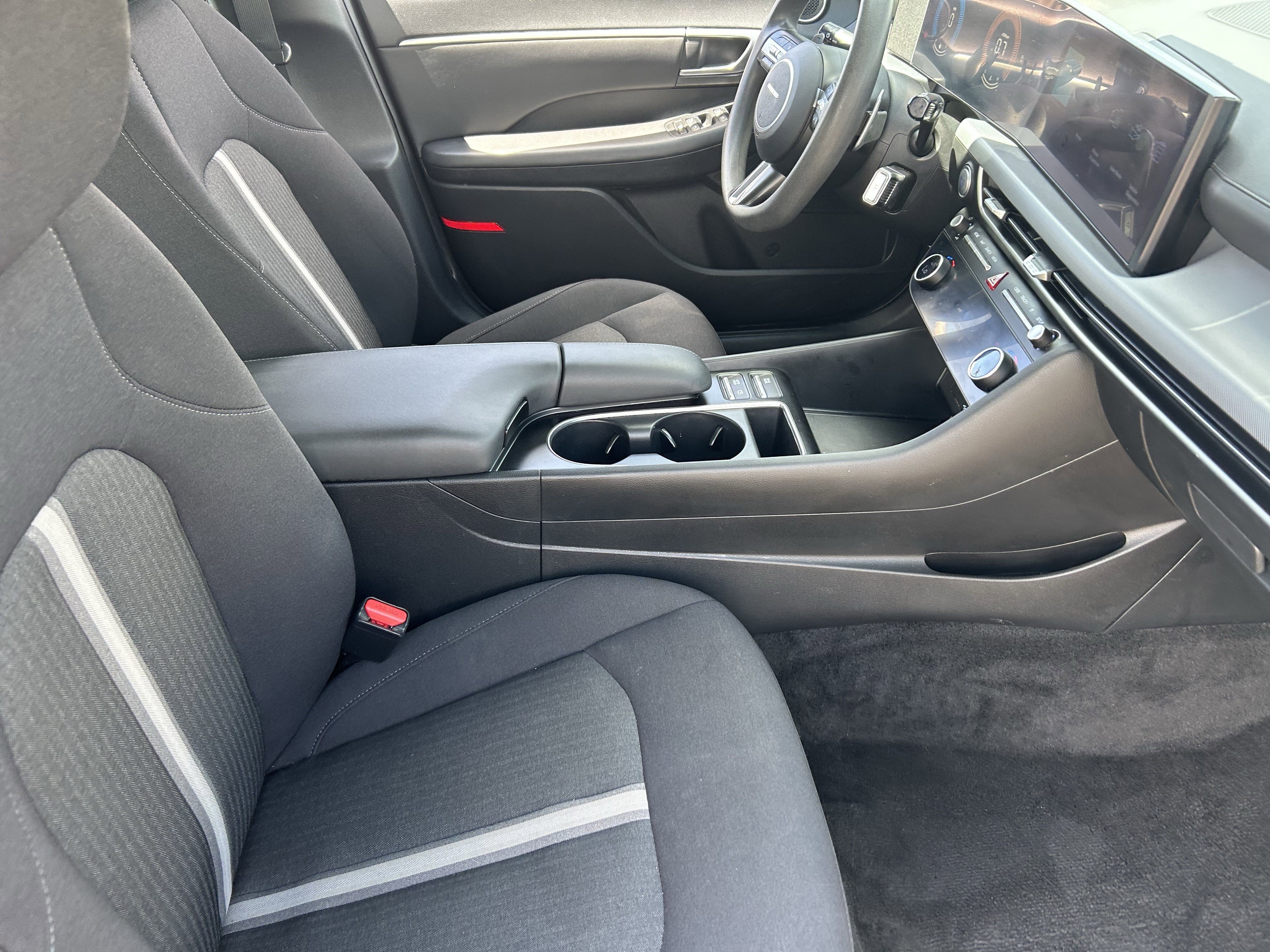 Certified Used 2024 Onyx Black Hyundai SEL image 11