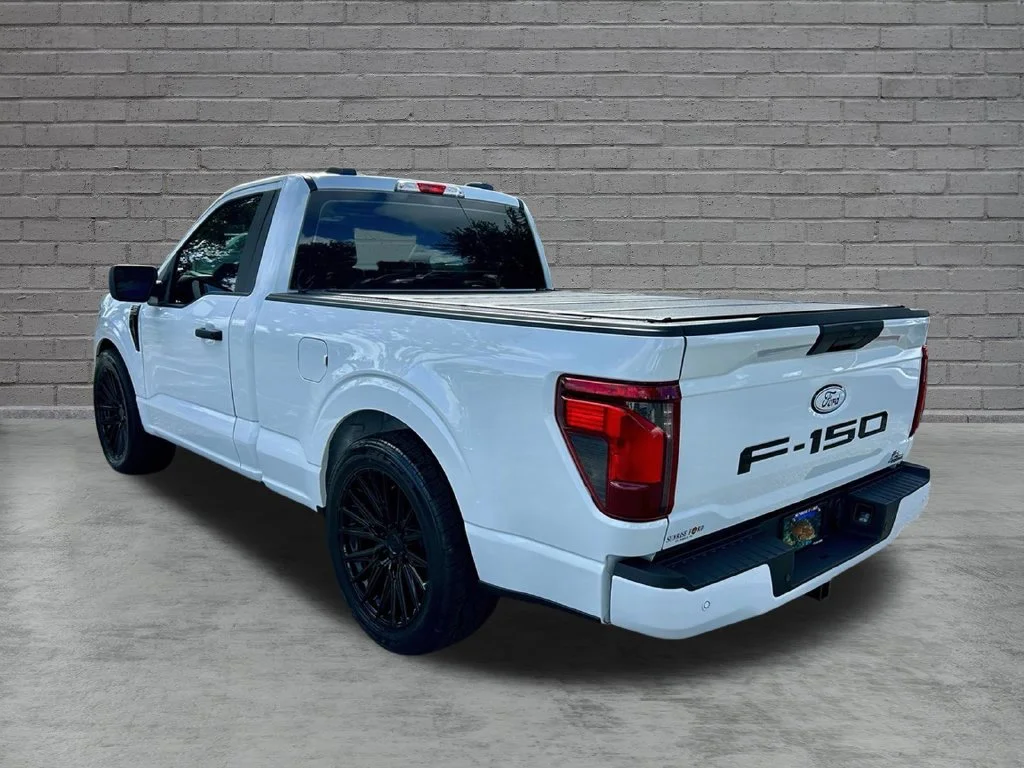 New 2026 Oxford White Ford XL image 7