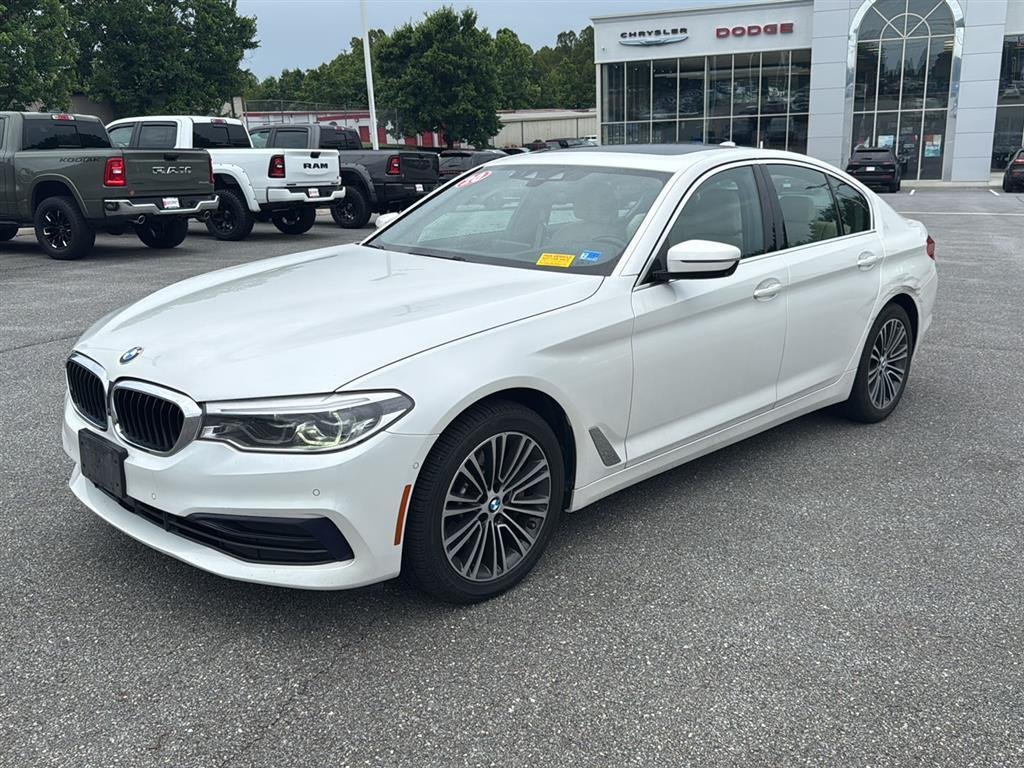 Used 2020 Mineral White Metallic BMW 530i xDrive image 2