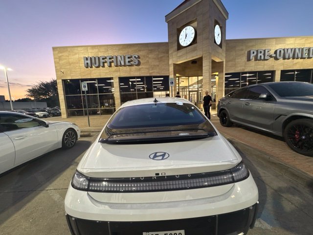 Certified Used 2024 White Hyundai SE image 2