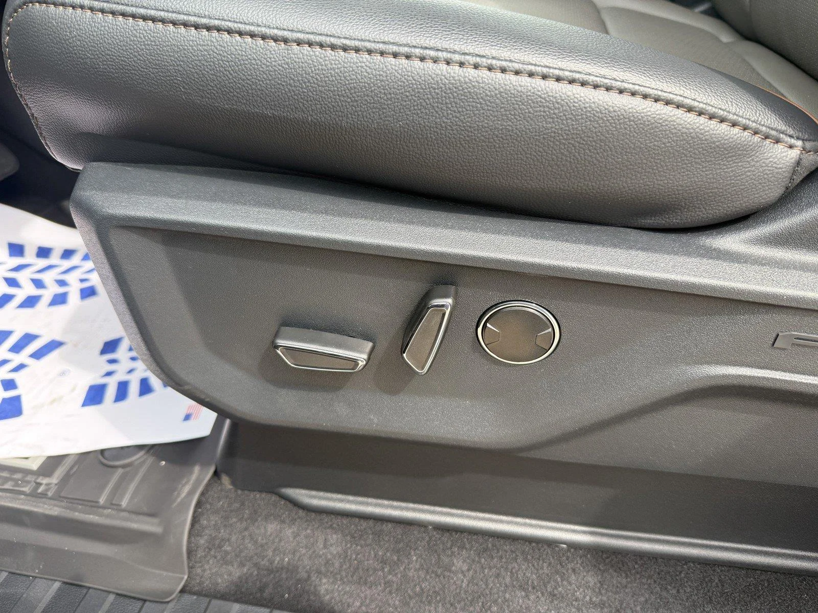 New 2026 Agate Black Metallic Ford Lariat® image 14