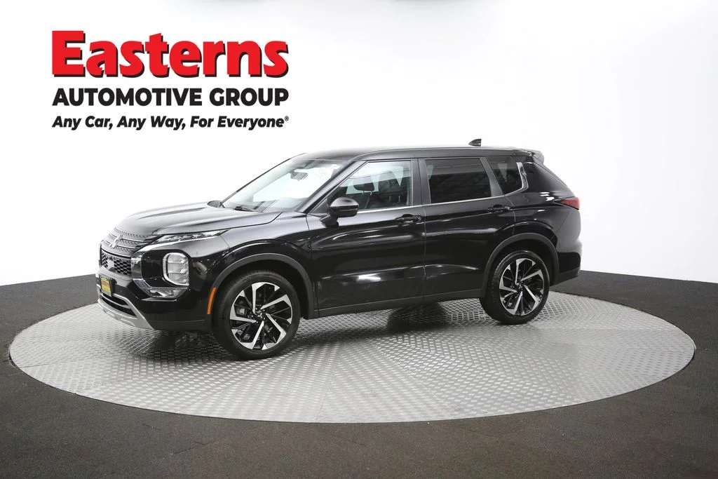 Used 2023 Black Mitsubishi SE image 56