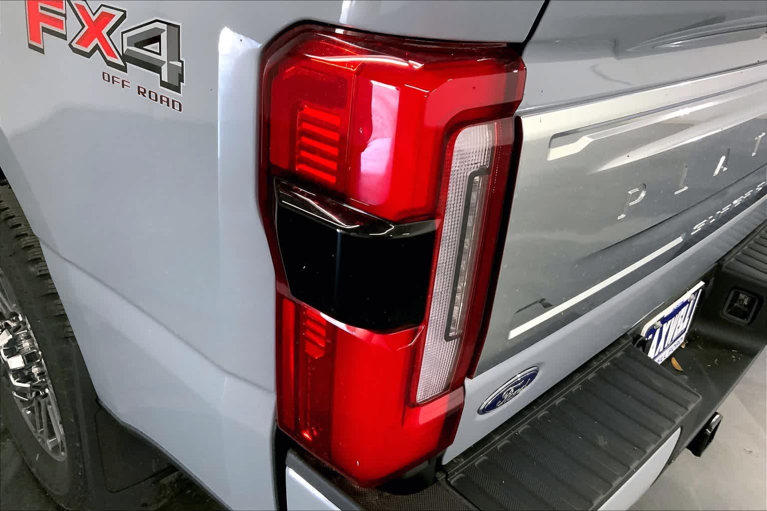 Used 2025 Glacier Gray Metallic Tri-Coat Ford Platinum image 15