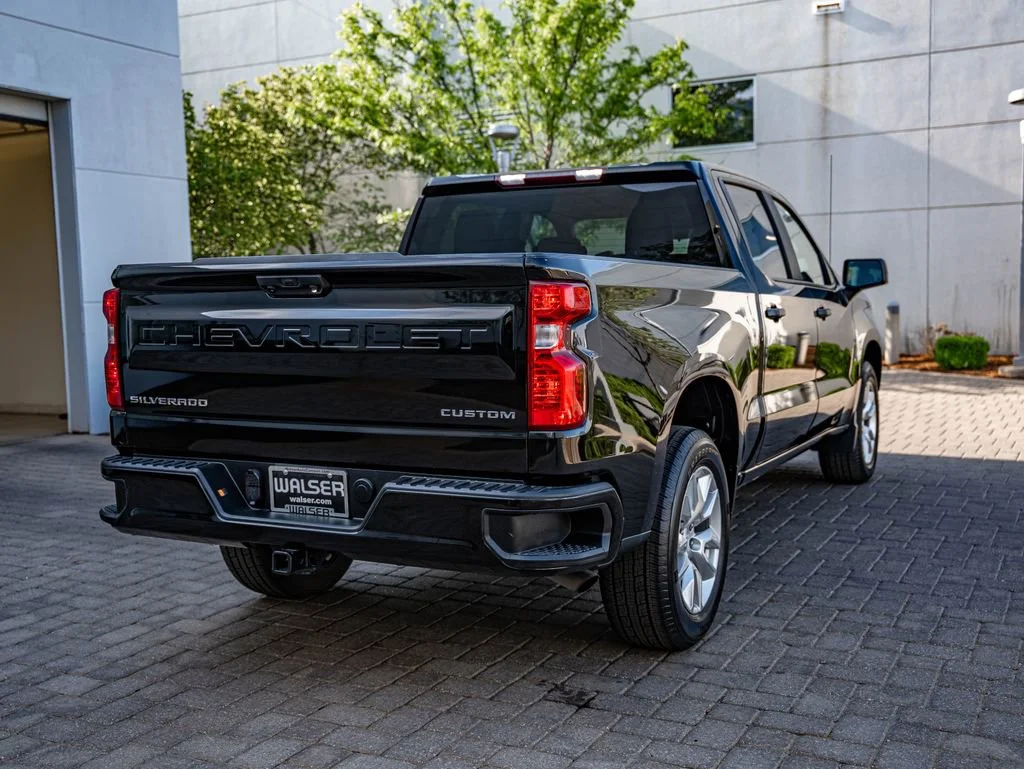 Used 2024 Black Chevrolet Custom image 5