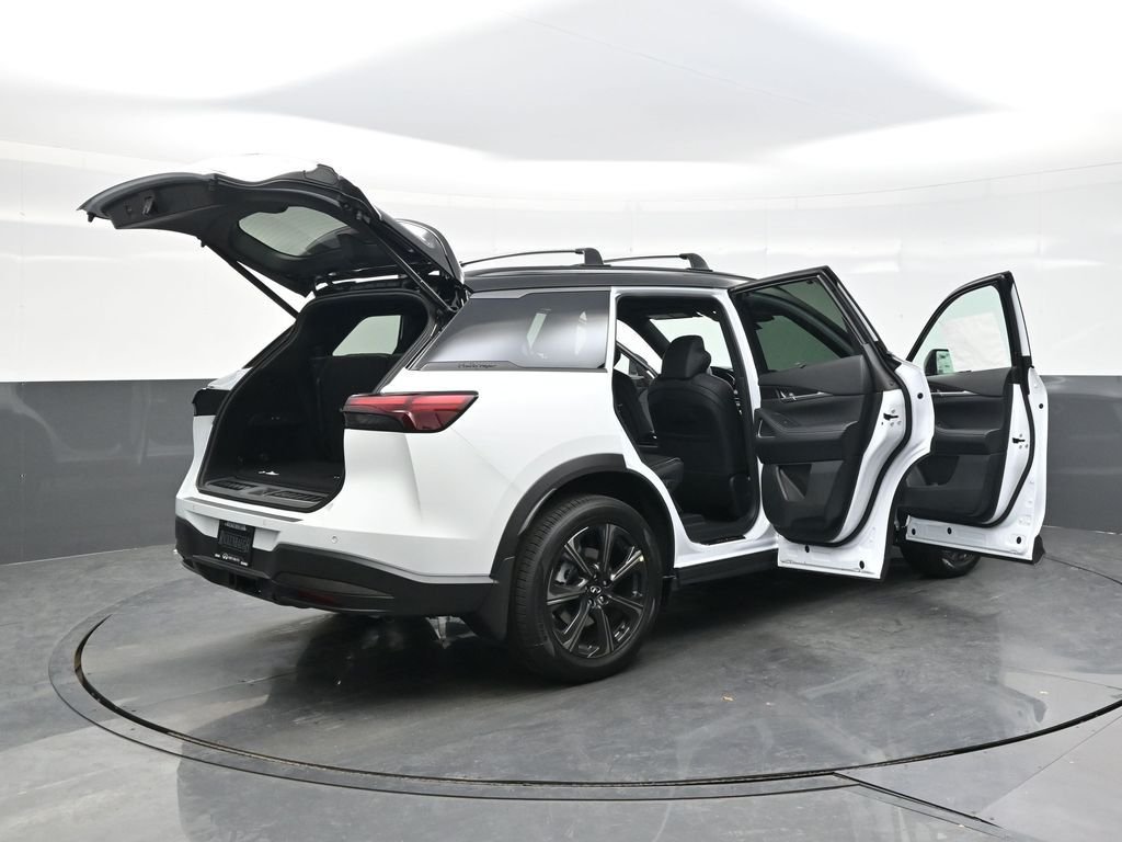 New 2027 2T RAD WHT INFINITI Autograph AWD image 53