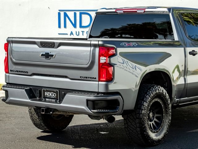 Used 2021 Satin Steel Metallic Chevrolet Custom image 7