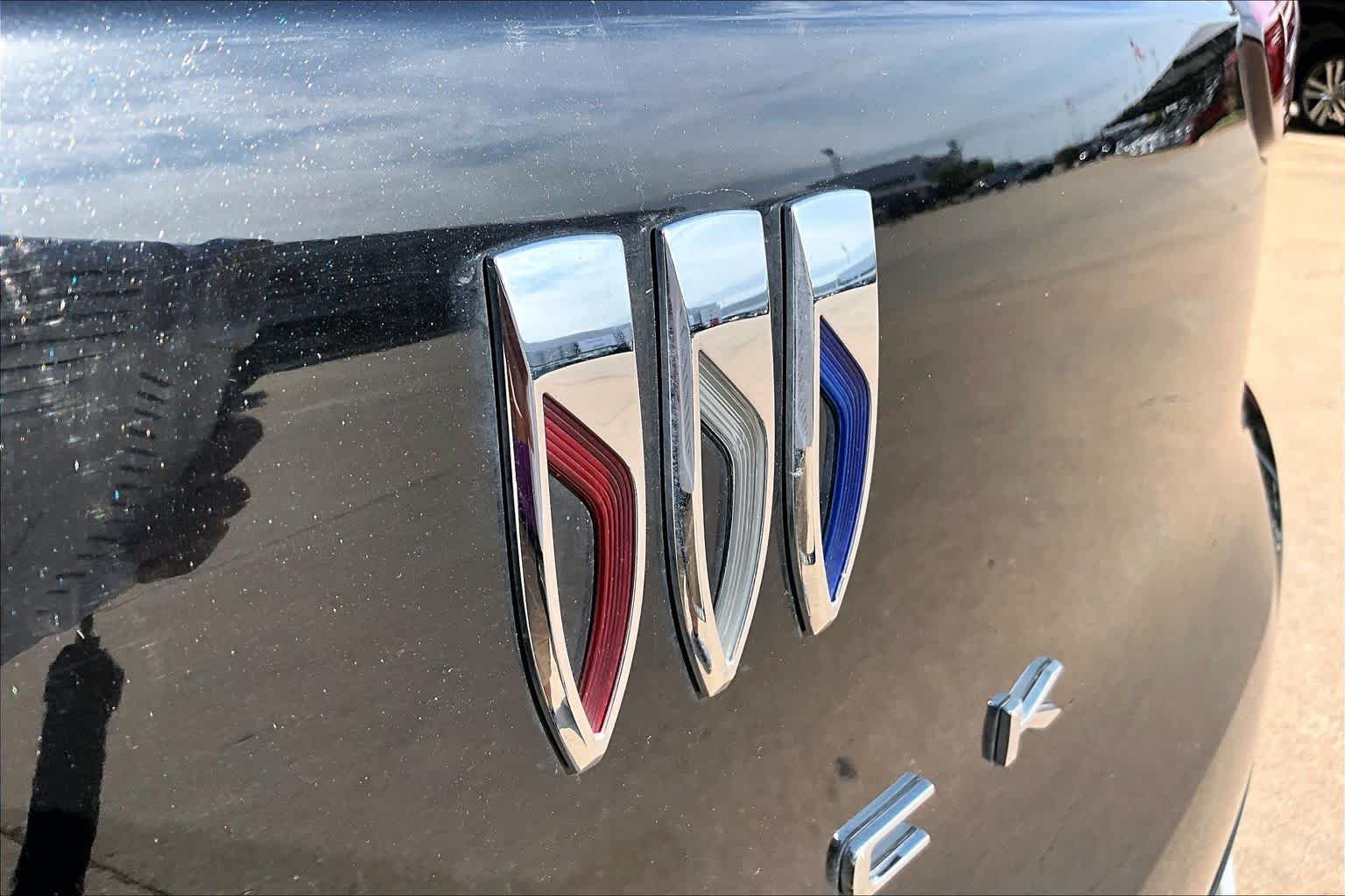 Used 2025 Ebony Twilight Metallic Buick Preferred image 28