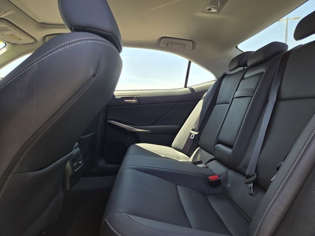 Used 2019 Atomic Silver Lexus Base image 10