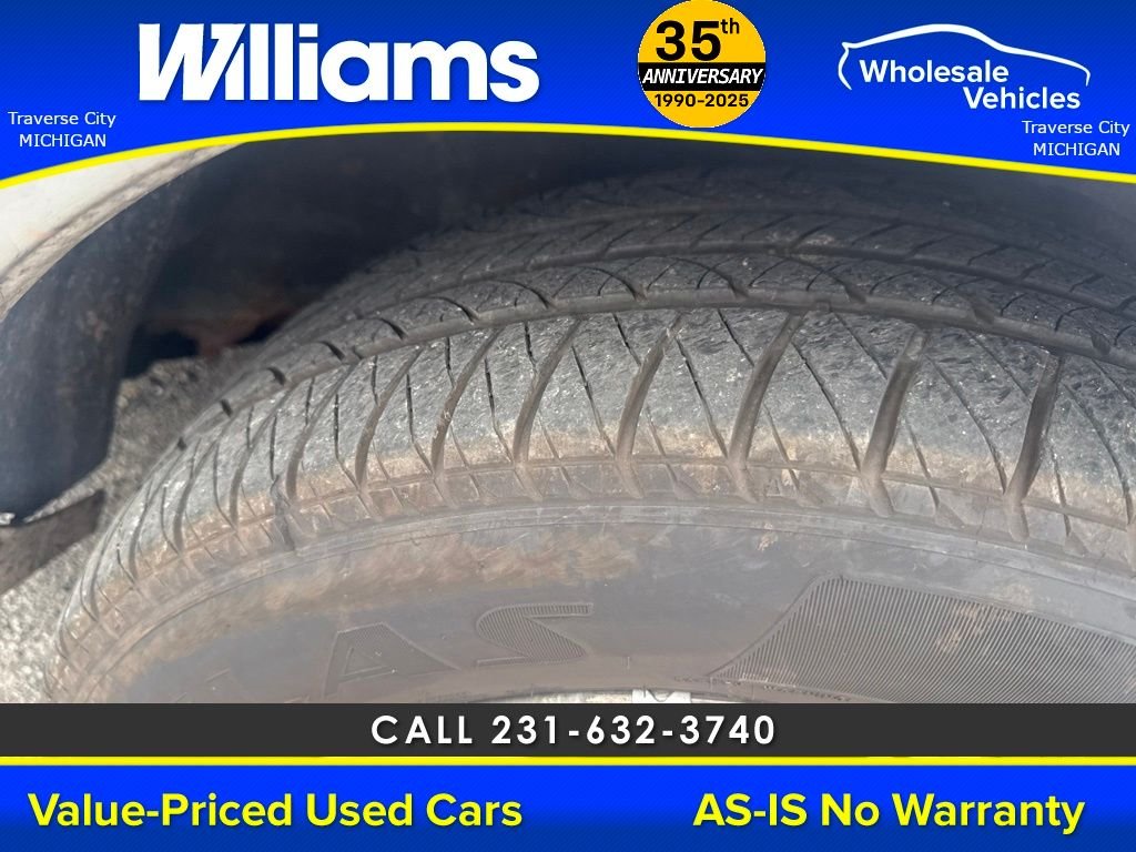 Used 2001 Galaxy Silver Metallic Pontiac GT image 22