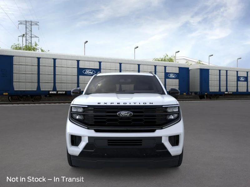 New 2026 Star White Metallic Tri-Coat Ford Platinum image 6