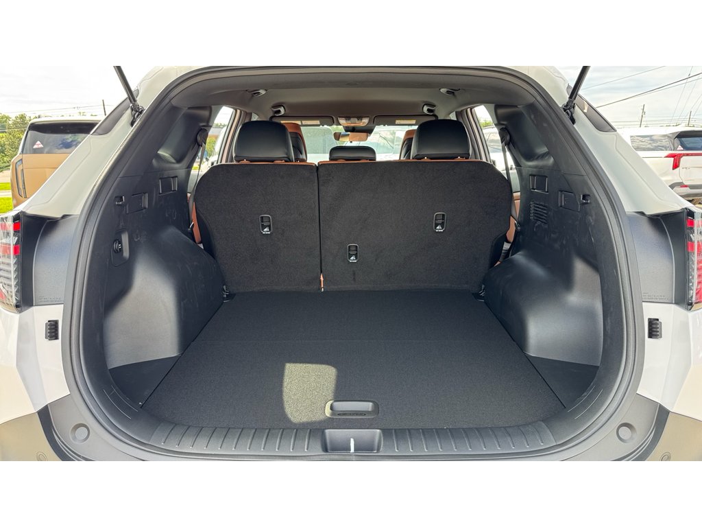 New 2026 Glacial White Pearl Kia X-Line image 8