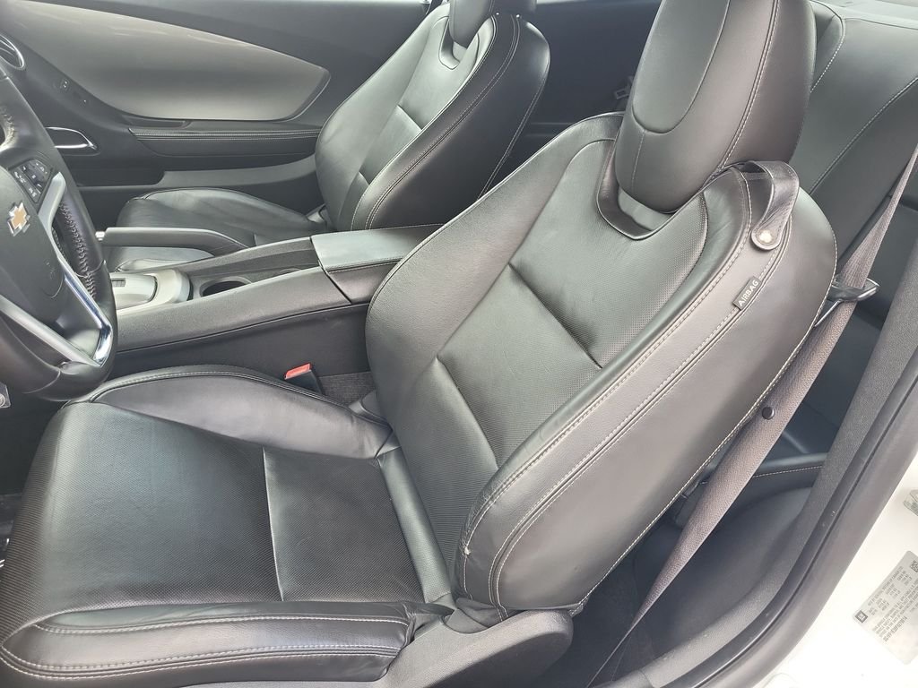 Used 2015 White Chevrolet 2LT image 13