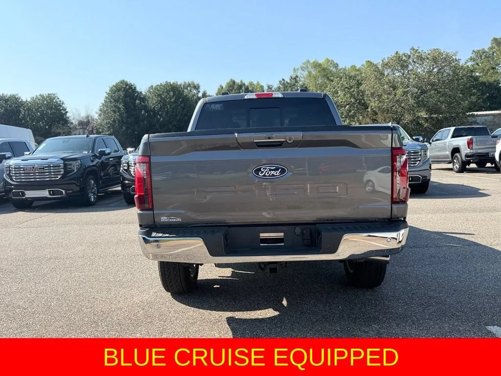 Used 2024 Gray Ford XLT image 7