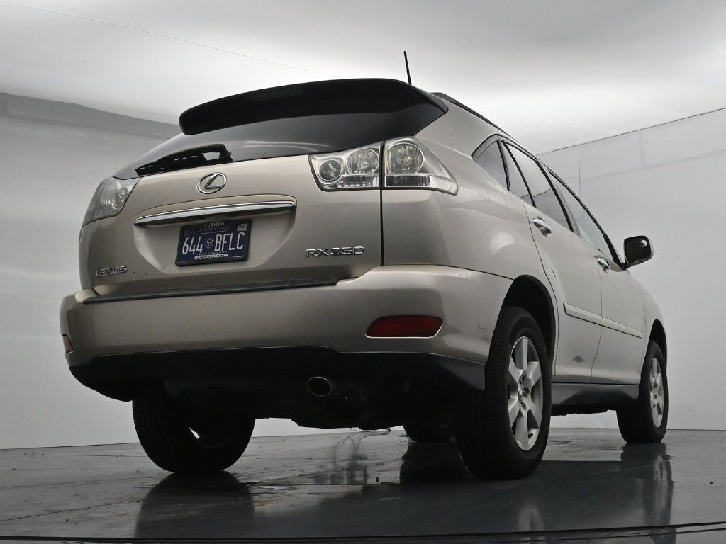 Used 2008  Lexus 350 image 22