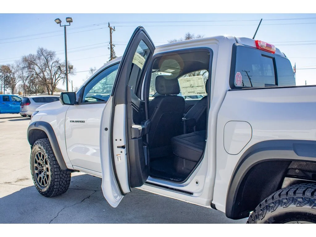 2026 Chevrolet Colorado Trail Boss - Photo 35
