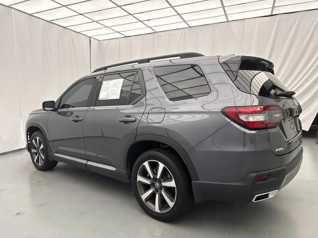 Used 2025 Gray Honda Elite image 5