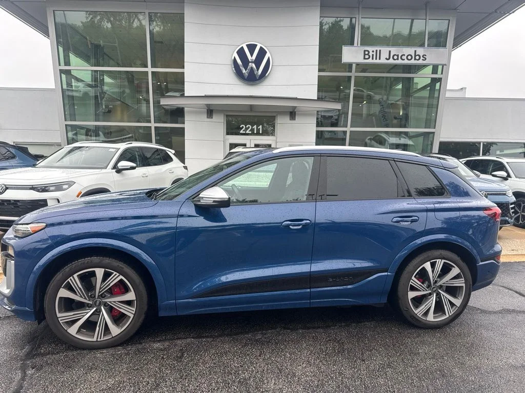 Used 2025 Ascari Blue Metallic Audi Prestige image 3