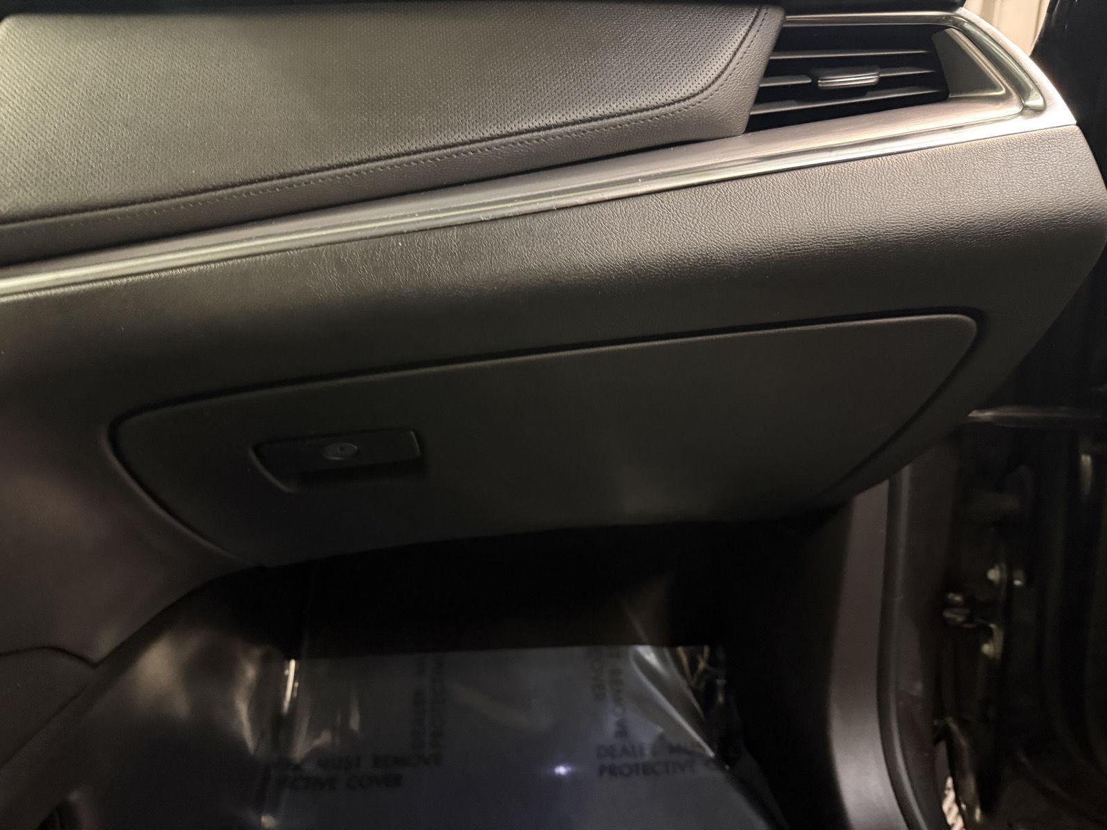 Used 2019 BLACK CADILLAC PREMLUX image 36
