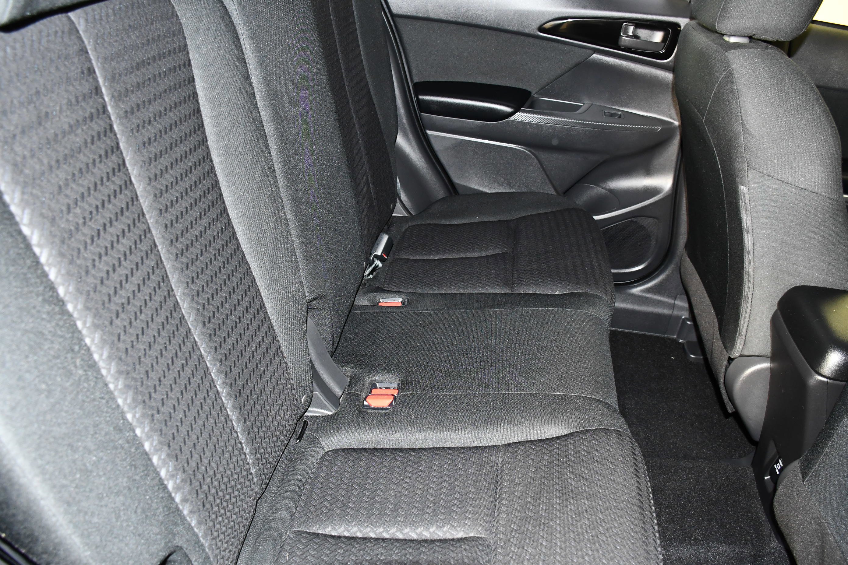 Certified Used 2024 White Diamond Mitsubishi ES image 44