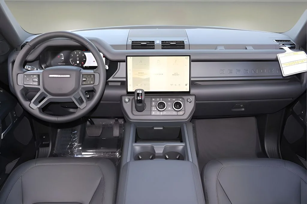 New 2026 Sedona Red Land Rover S image 13